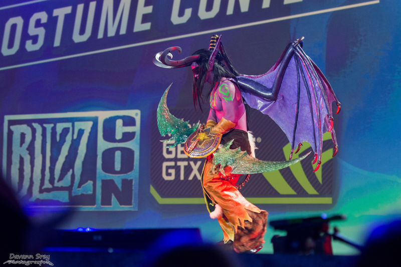 Illustration for article titled The Most Mind-Blowing and Astonishing Cosplay From BlizzCon 2015!